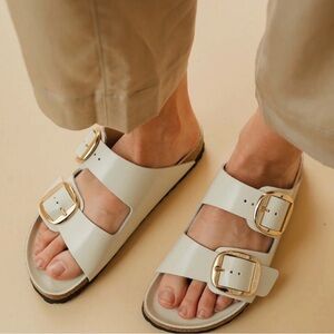 Birkenstock Arizona big buckle size 9